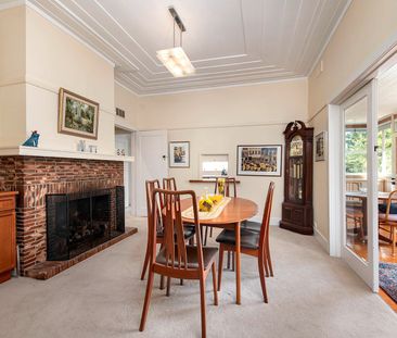 Family Home in One of Blackburn’s Most Desirable Locations - Photo 4