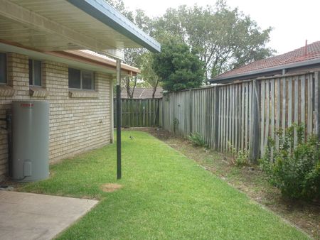 11 Parkside Circuit, 4226, Robina Qld - Photo 2