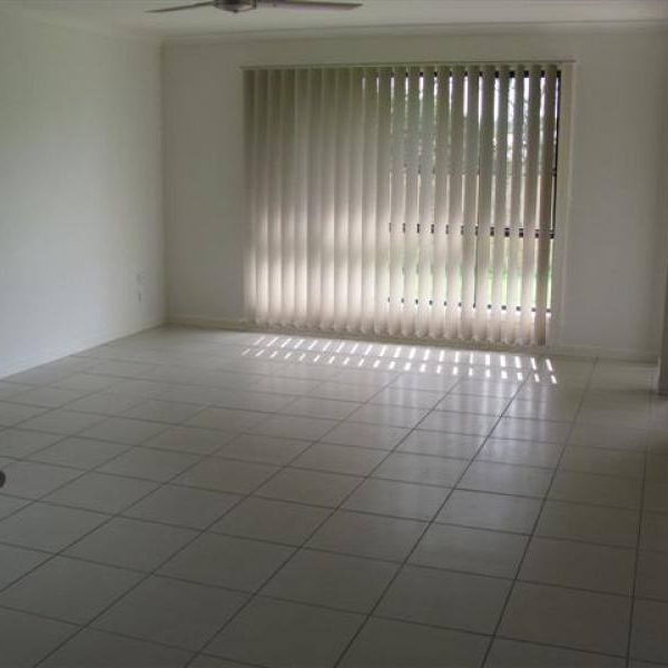 Tucked neatly in the cul de sac - Photo 1