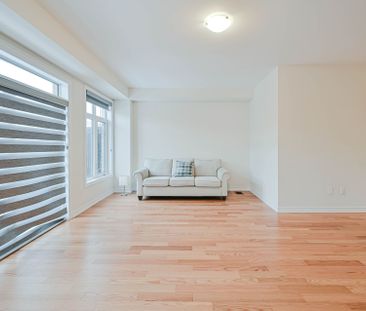 For Lease - 27 minnock Street, Caledon, Ontario - Photo 6