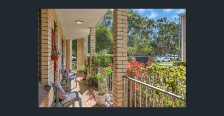 Retro Charm in the Heart of Tweed Heads – Walk to Everything - Photo 5