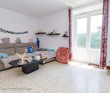 Location Appartement 4 pièces 103m² ST LATTIER 38840 - Photo 1