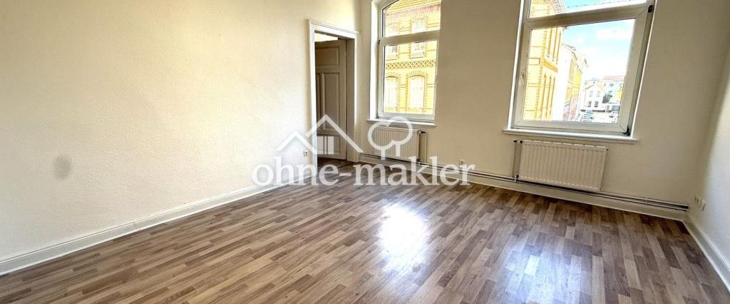 Altbau in Oststadt: 7-Zimmer, Küche, Bad+GästeWC - Foto 1