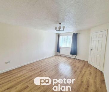 Sir Charles Crescent, NP10 - Photo 1