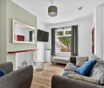 2 Dunraven Park, Belfast, BT5 5LF - Photo 2