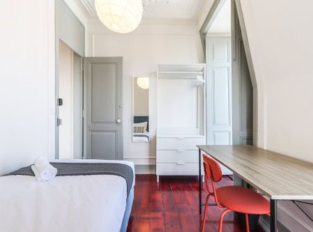 Rua Tenente Ferreira Durão, Lisbon, Lisbon 1350-315 - Photo 3