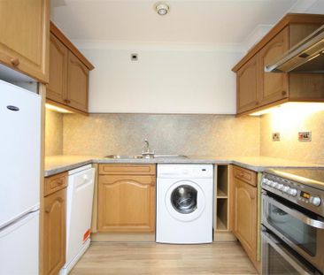 1 bedroom apartment to rent - Photo 4