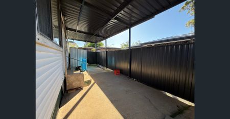 ✅ Freshly Painted & Ready! Sunny 3-Bed Home with Sunroom! - Photo 3