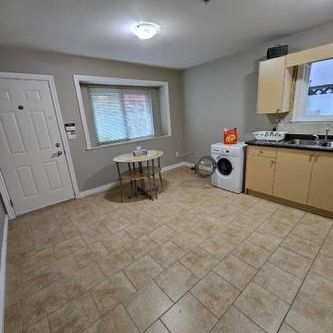 1bdrm Unit - Close to Knight & 41st Ave. - Photo 3