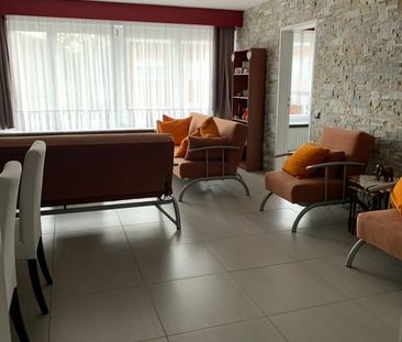 Appartement te huur - Photo 1