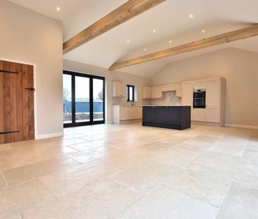 3 bedroom barn conversion to rent - Photo 6