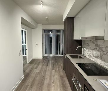 For Lease - 8 Interchange Way Unit# 5801, Vaughan, Ontario - Photo 2
