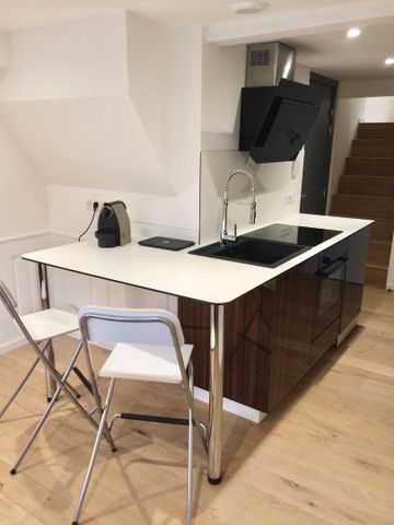 Apartment - Photo 3