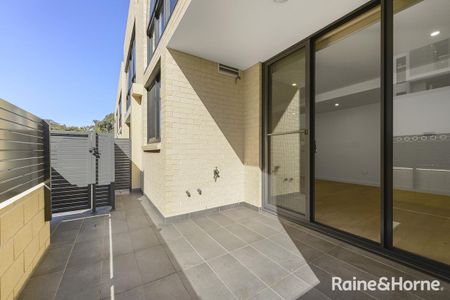 Prime Location - Photo 2