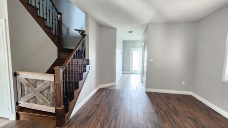 For Lease - 1417 Sheldon Street Unit# MAIN, Innisfil, Ontario - Photo 4