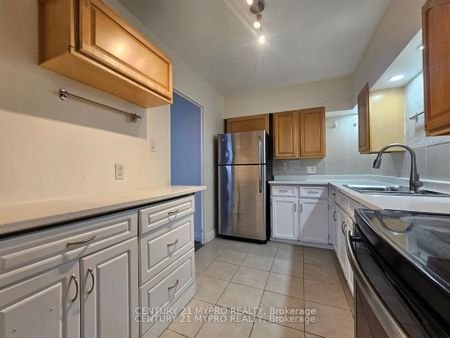 For Lease - 2550 Pharmacy Avenue Unit# 1406, Toronto, Ontario - Photo 4