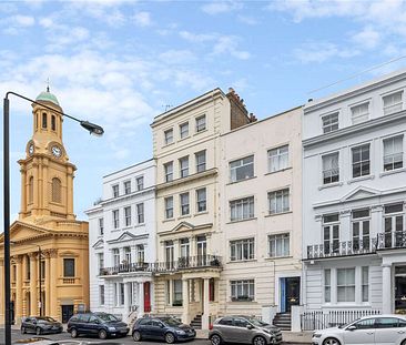 A wonderfully bright two bedroom apartment on Kensington Park Road - Photo 1