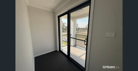 Brand New Large Five Bedroom Home in Caphilly Estate. - Photo 5