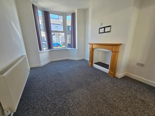 4 bedroom house to rent - Photo 1