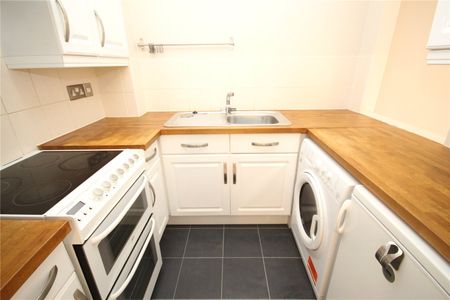 1 bedroom apartment to rent - Photo 3