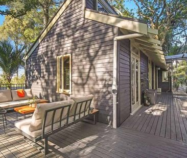 Privacy, greenery and comfort - 2 Bedroom home with great outdoor area - Photo 4