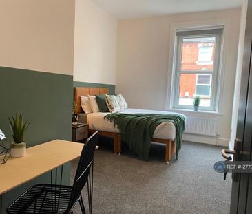 1 bedroom in a house share to rent - Photo 6