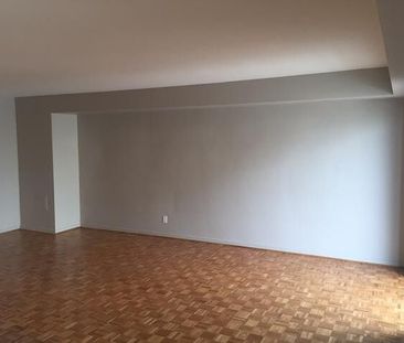 Kenson Towers, a reputable apartment building located in the centra... - Photo 4