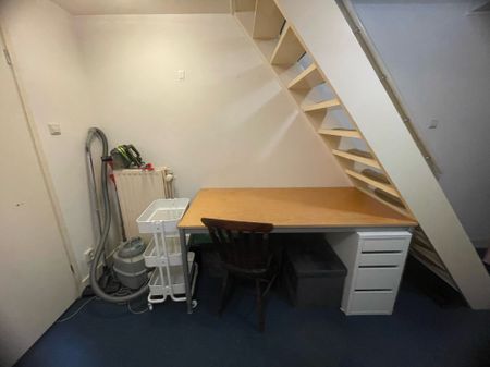 Te huur aan de Lange Koestraat in centrum Utrecht, een leuk appartement voor studenten - Foto 4