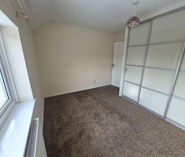 3 bedroom detached house to rent - Photo 3