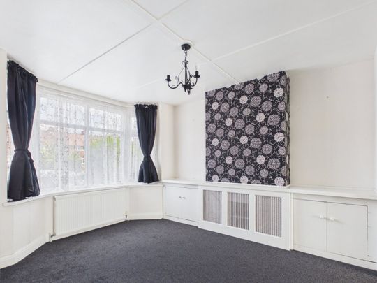Sunbury Road, Feltham,TW13 - Photo 1