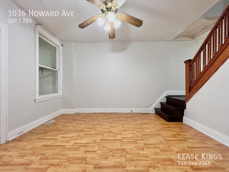 Spacious 2 Bed + Den 1.5 Bath Townhouse Stones Throw from Downtown Windsor - Photo 5