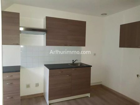 Location Appartement 5 pièces 100 m2 à Lons-le-Saunier - Photo 5