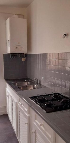 Location Appartement 2 pièces 35m² CORBEIL ESSONNES 91100 - Photo 1