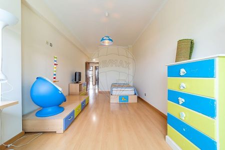 Lisboa, Lisbon 2685 - Photo 2