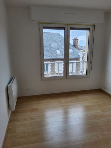 Location Appartement 3 pièces 63m² - Photo 2