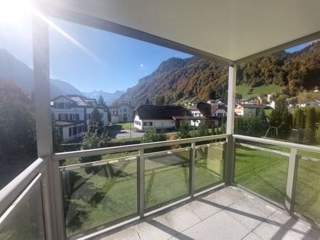 Sonnige 2.5-Zimmer-Wohnung mit Idylle in Luchsingen - Photo 2