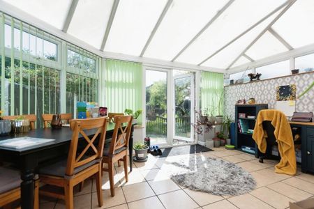 2 Bed Semi-Detached House, Pineapple Road, B30 - Photo 3