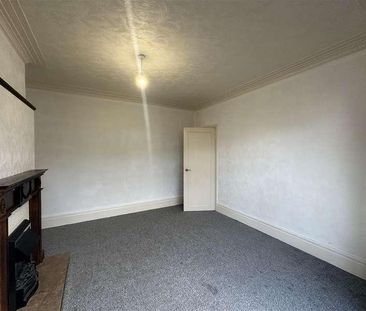 St. Marys Avenue, Bolton, BL3 - Photo 4