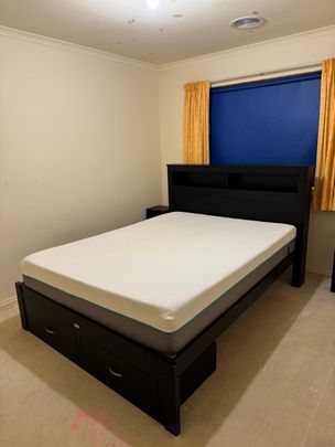 Langwarrin - Photo 1