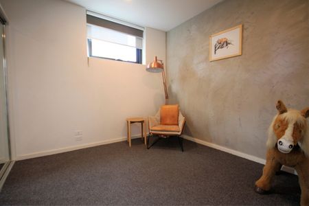 Stylish Apartment - Photo 4