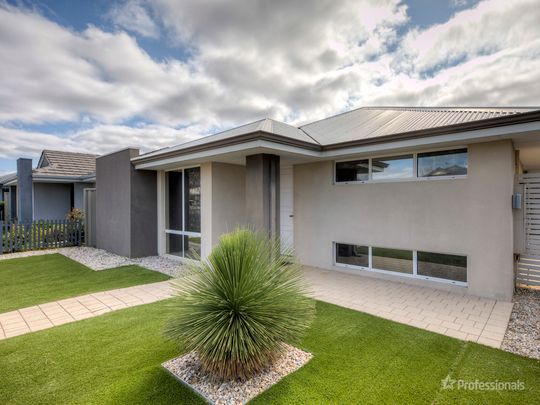 20 Potton Rise, Alkimos WA 6038 - Photo 1