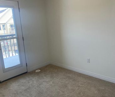 For Lease - 49 Pogie Drive, Welland, Ontario - Photo 5