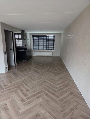 Huis te huur: Frambozenstraat 2 1326 HC Almere - Photo 1