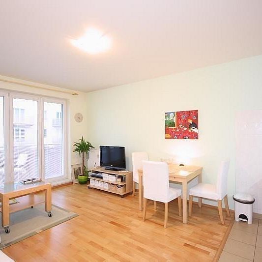 Pronájem bytu 1+kk 28 m² - Photo 1