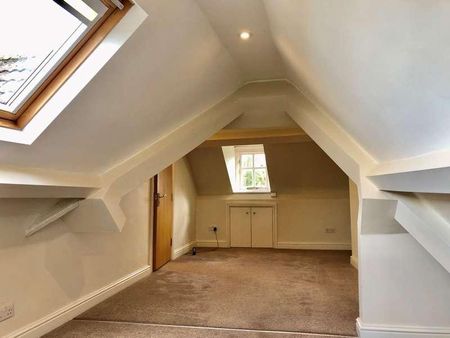 High Street, Corsham, SN13 - Photo 5