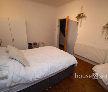 5 bedroom detached house to rent - Photo 4