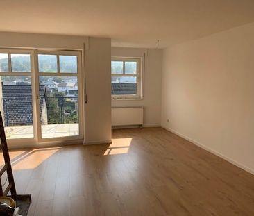 Frisch renovierte 3-Zimmer-Wohnung in schöner Lage von Sundern - Foto 5