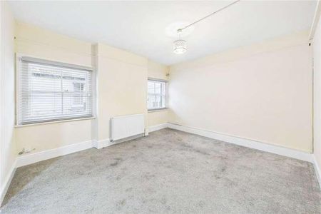 High Street, East Grinstead, West Sussex, RH19 - Photo 3