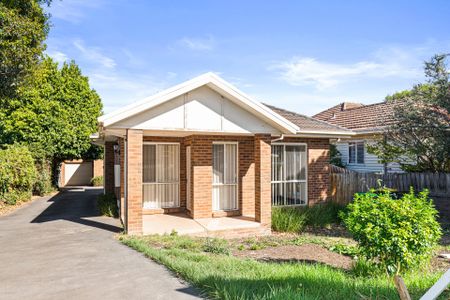 1/103 Station Street, Burwood - Photo 2