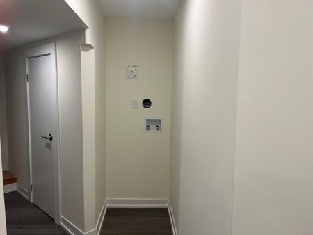 For Lease - 4 Lafleur Court, Brampton, Ontario - Photo 3